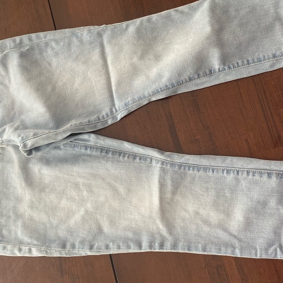 Gap Capri Jeans - Picture 2 of 2